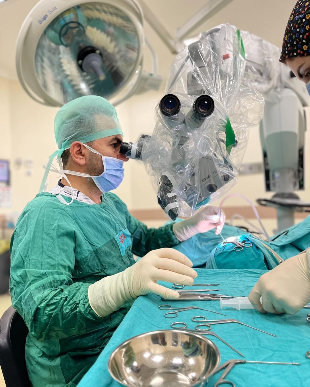 Burun Estetiği (Rinoplasti) Operasyonunda Doktor Seçimi Neden Önemli?